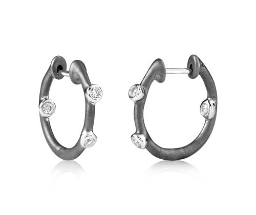 Cono Shadow Small Huggie Earrings