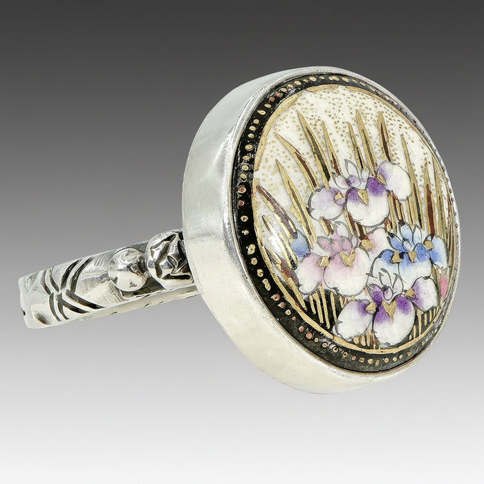 Antique Satsuma Floral Button Ring
