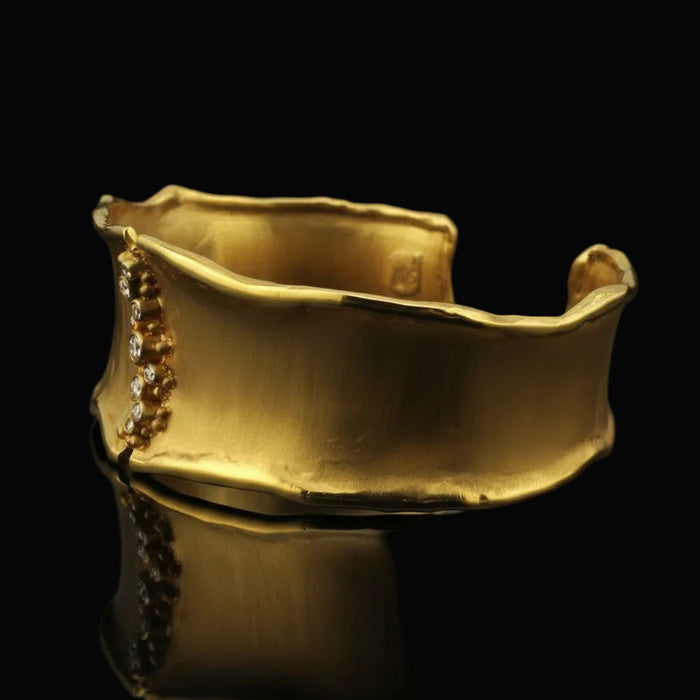 18K Gold Diamond Cuff