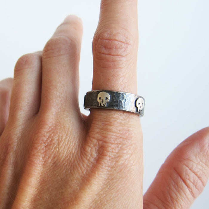 Five Skull Ring - Size 11