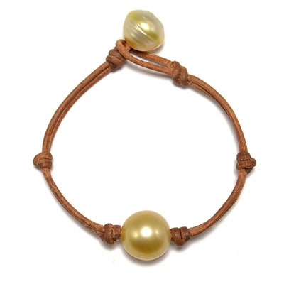 Gold South Sea Single Bracelet