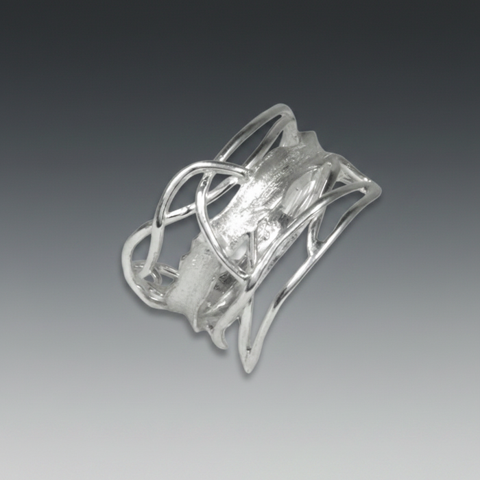 White Rhodium Edge Ring
